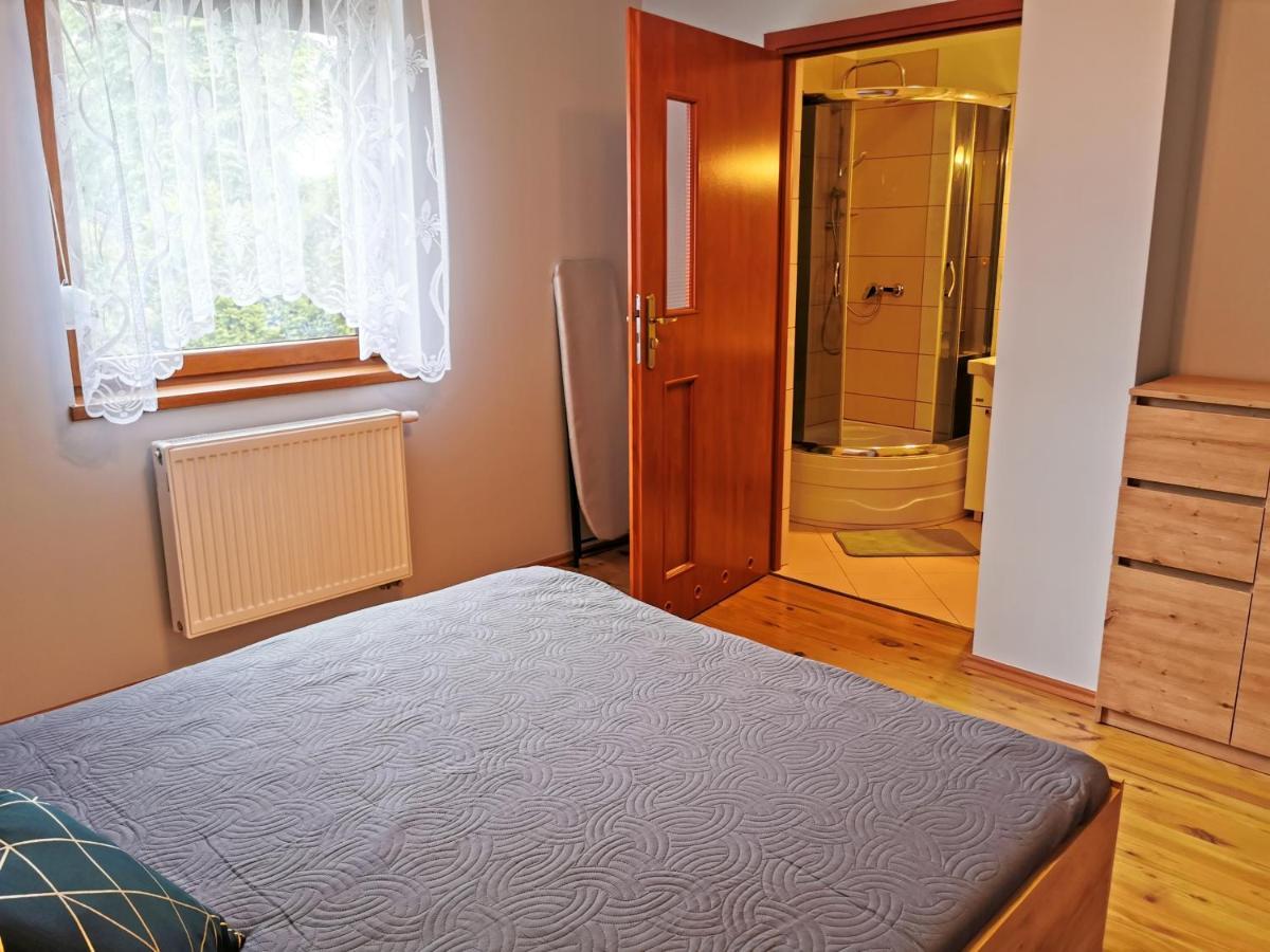 Okno Na Sniezke, Z 2 Lazienkami, Tarasem, Ogrodem, Parkingiem I Pieknym Widokiem Apartmán *