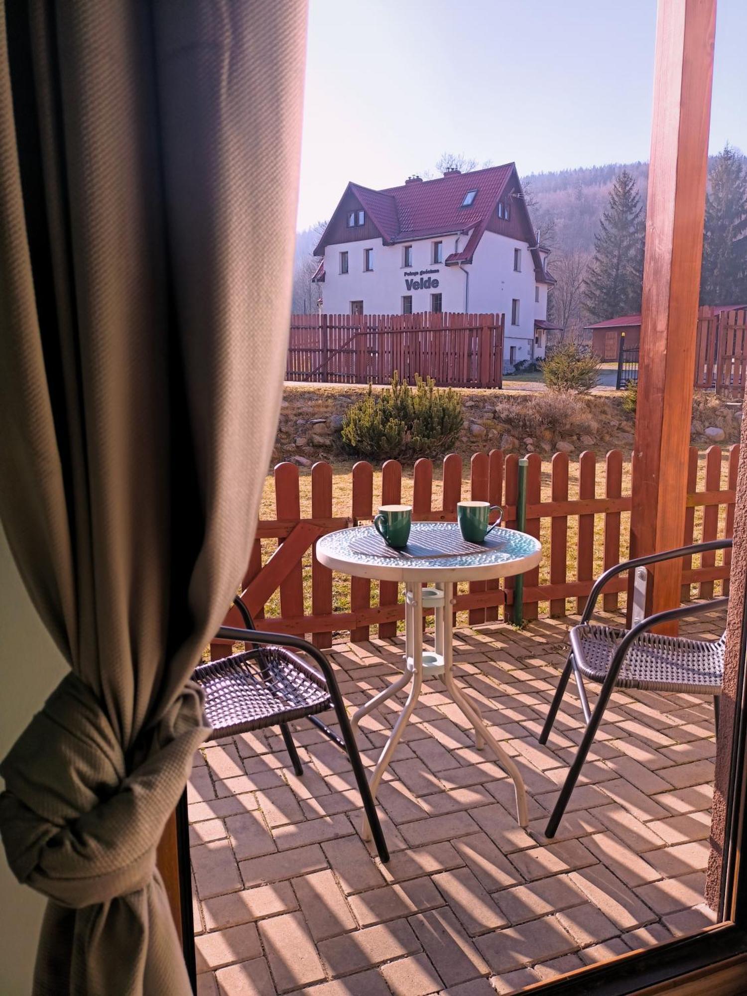 Apartmán Okno Na Sniezke, Z 2 Lazienkami, Tarasem, Ogrodem, Parkingiem I Pieknym Widokiem Karpacz